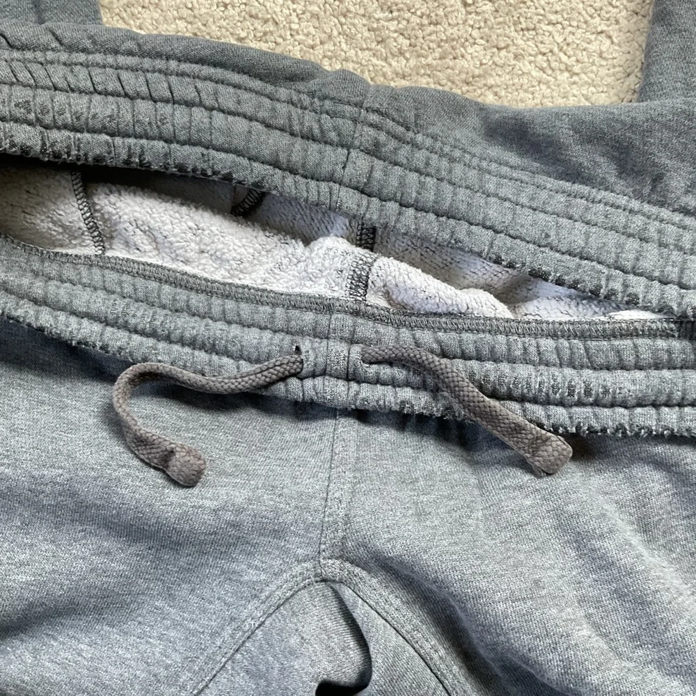 Nike Gray Sweatpants with Logo - Picture 8 of 10